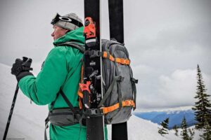 کوله پشتی کوه اسکی و ابزار