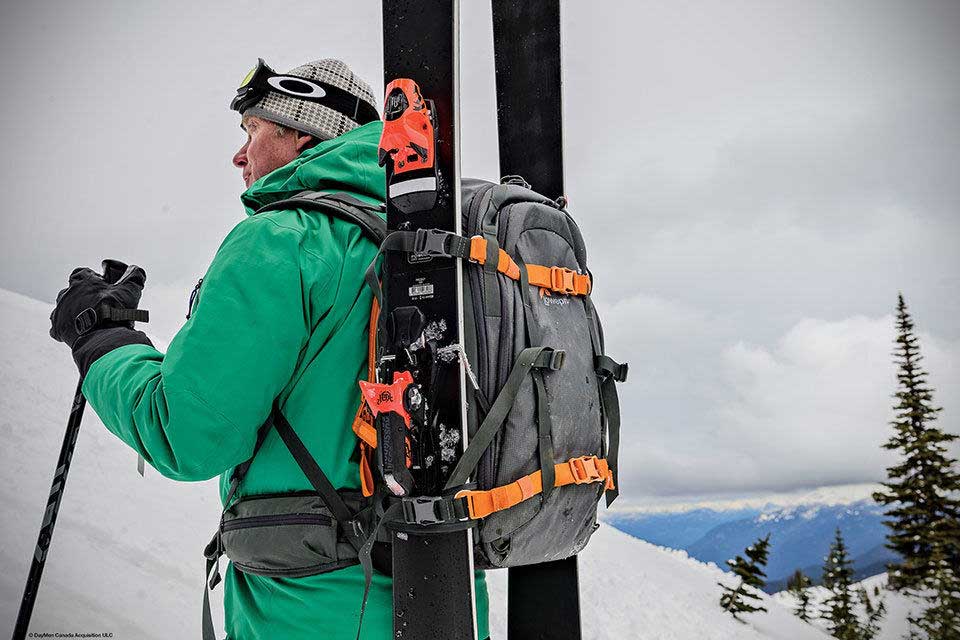 کوله پشتی کوه اسکی و ابزار