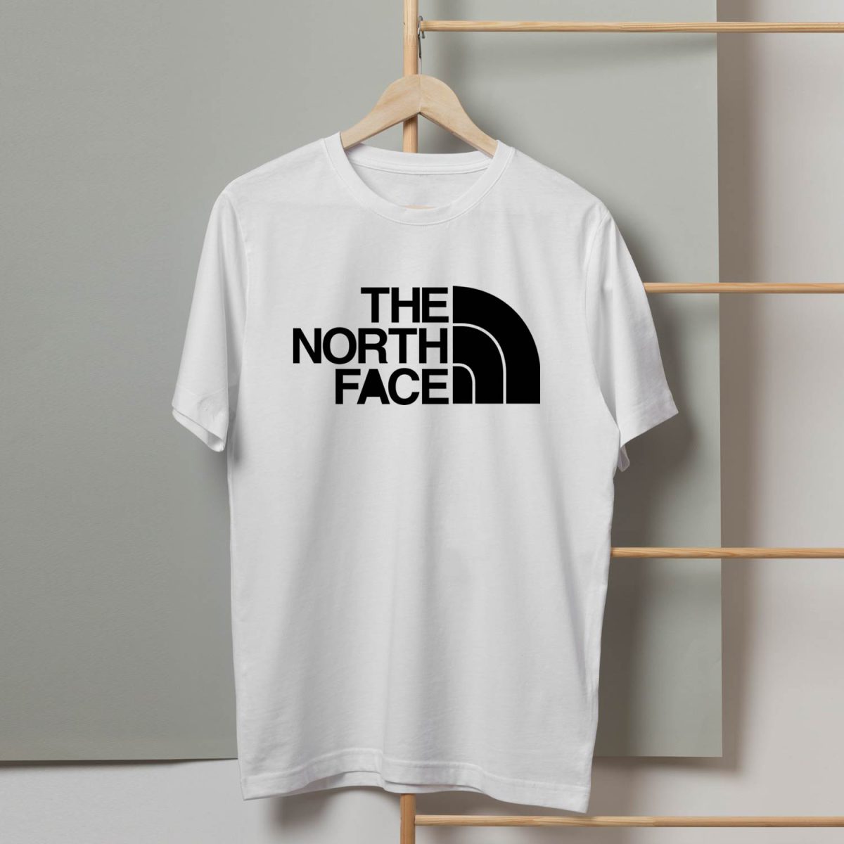 تی شرت مدل طرح برند نورث فیس سفید