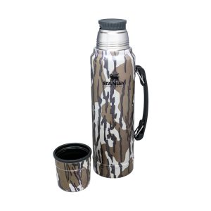 فلاسک استنلی مدل STANLEY Leg Classic L1 طرح ارتشی