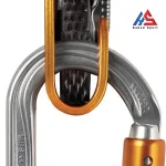 نمای نزدیک کارابین آلومینیومی Petzl OK Triact-Lock