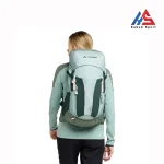 کوله پشتی Vaude Brenta 28L W در حال استفاده